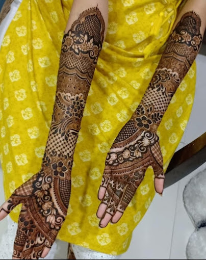 Traditional mehndi design